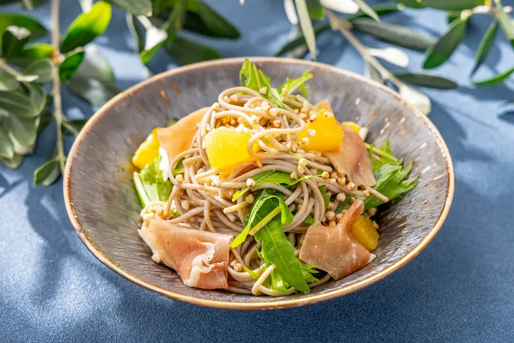 ヒルトン名古屋　地中海グルメで彩る冬のビュッフェ開催！年末年始はズワイガニ・マグロ・サーモン・エビ食べ放題&牡蠣剥きパフォーマンスで特別な冬を 画像 19