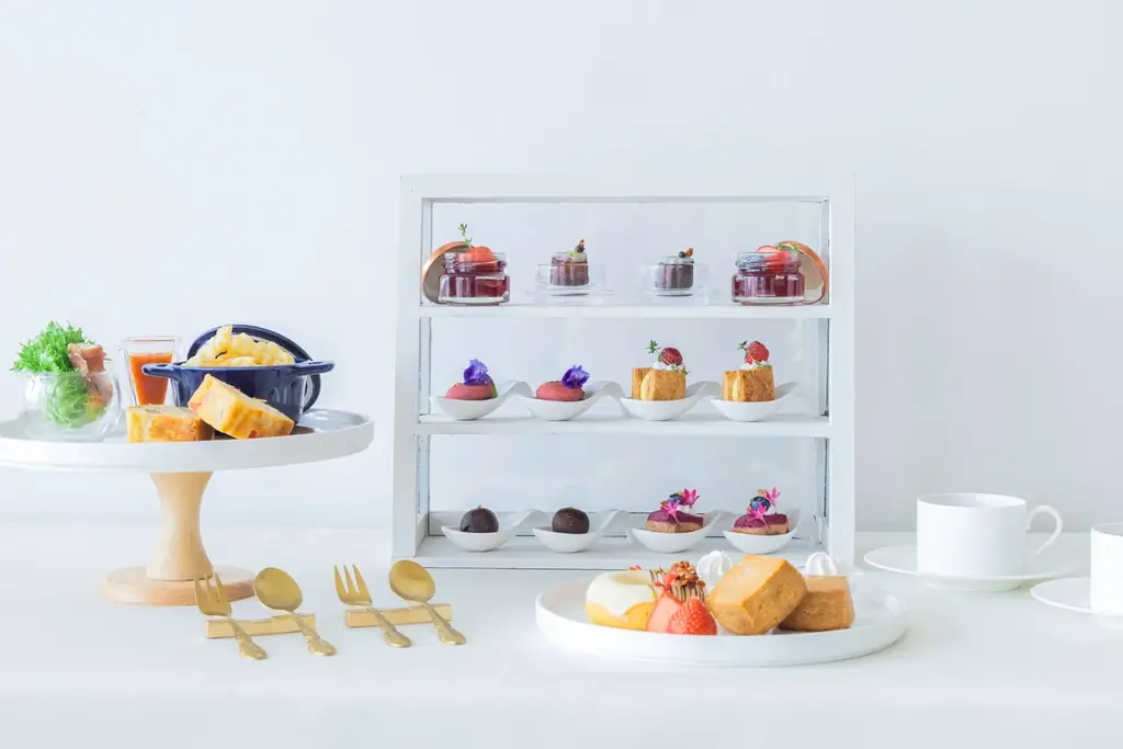 【神戸市中央区】～駅から徒歩10分で非日常空間へ～結婚式場内のアフタヌーンティー専門カフェ「Café ESPACE」よりホリデーシーズンを楽しむ冬季限定アフタヌーンティー提供 画像 7