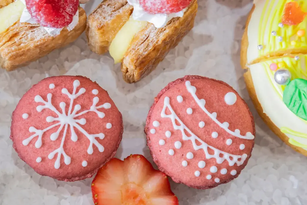 【神戸市中央区】～駅から徒歩10分で非日常空間へ～結婚式場内のアフタヌーンティー専門カフェ「Café ESPACE」よりホリデーシーズンを楽しむ冬季限定アフタヌーンティー提供 画像 9