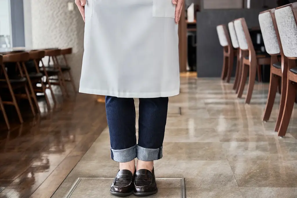 【エムズ】導入事例：「いい肉の日」に合わせて、『焼肉うしごろ』のユニフォーム導入事例を公開──ブランドの品格をまとう、ユニフォームの力 画像 3