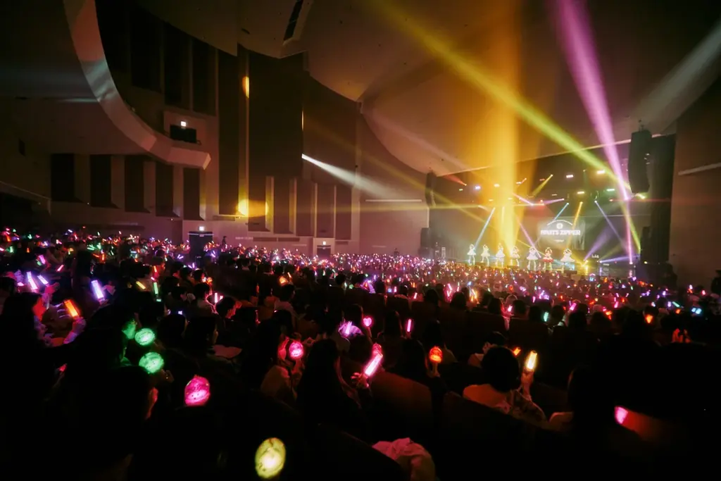 FRUITS ZIPPER、初のアジアツアー完走！　“NEW KAWAII”ステージで現地のファンを魅了 画像 5