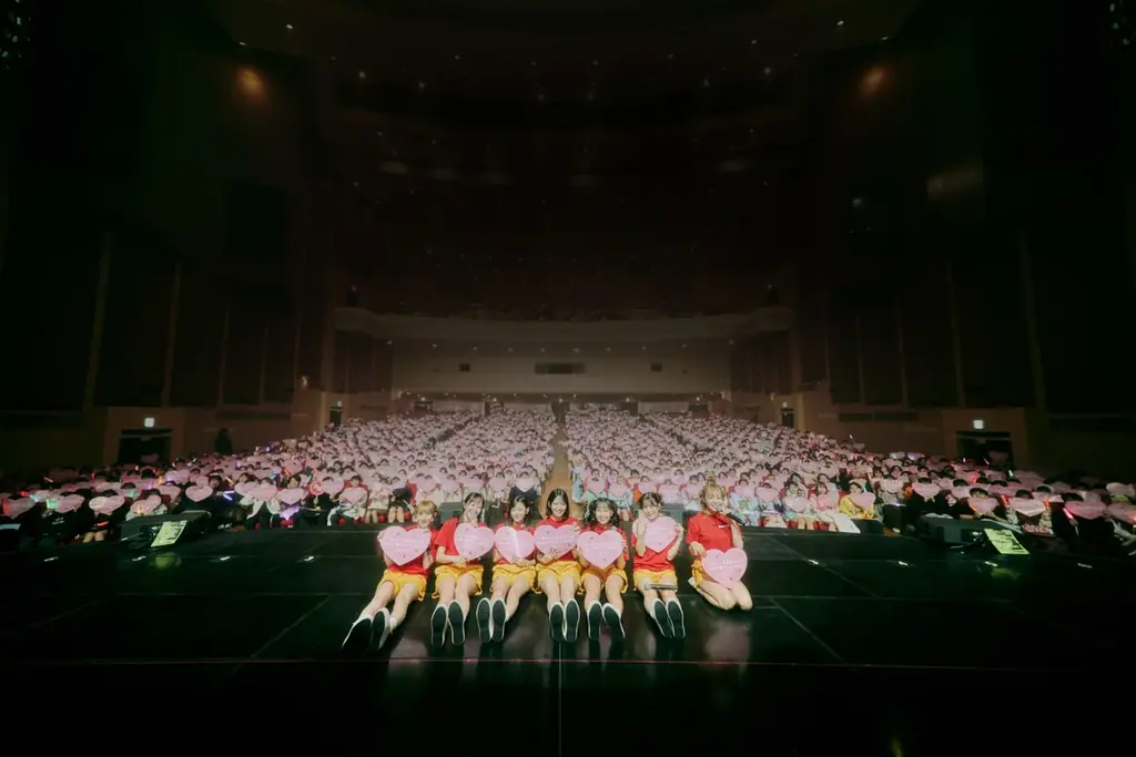 FRUITS ZIPPER、初のアジアツアー完走！　“NEW KAWAII”ステージで現地のファンを魅了 画像 7