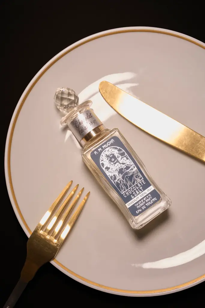 【MUCHA(ミュシャ)】〈ピエール・エルメ・パリ〉と初のコラボレーションによる限定タブレットショコラを12月5日(金)に発売！ 画像 5