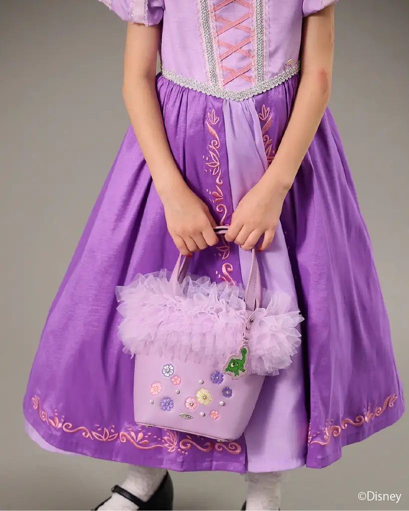 ANNA SUI miniより１年を通してプリンセス気分を満喫できる♪『アナと雪の女王』『塔の上のラプンツエル』とのなりきりドレスが登場！ 画像 10