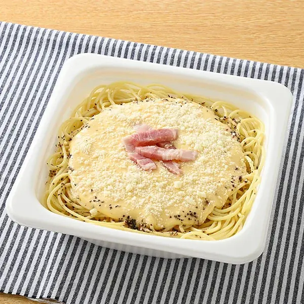 ファミマのパスタが進化！最後まで弾力が続くもちもち感！「もちっとパスタ」シリーズが12月2日（火）から登場！『LA BETTOLA da Ochiai』落合務シェフ監修商品など4種類を順次発売 画像 3