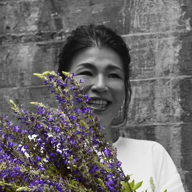 再エネ100％電力のサステナブルなクリスマスツリーも登場。日比谷花壇 日比谷公園本店で極上のバラとペーパーアートが織りなす「ローズ・ノエル」インスタレーションが12月1日から開催。 画像 8