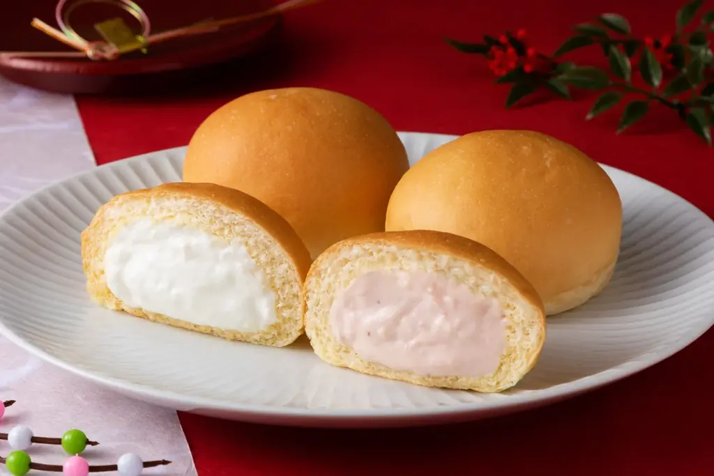 毎年大好評「福袋2026」オンラインショップで数量限定販売開始！お正月にぴったり紅白くりーむパンや季節限定商品が入ったセットを用意 画像 2