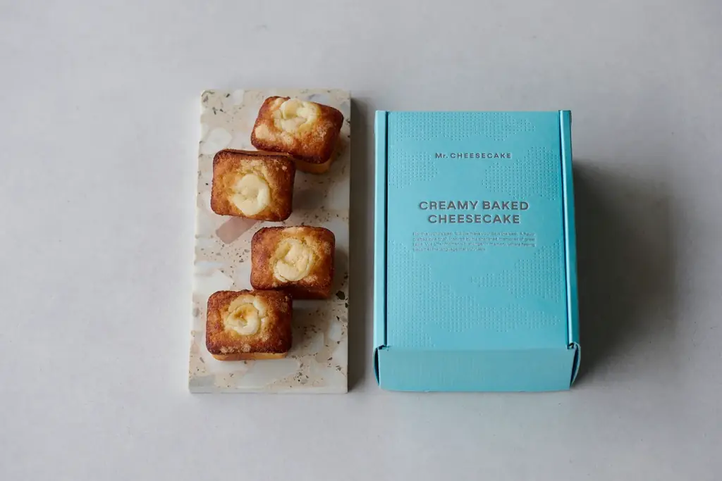 Mr. CHEESECAKEから新たな東京土産として登場した、芳醇な香り溢れるひとくちチーズケーキ「CREAMY BAKED CHEESECAKE」が販売開始から2ヶ月で累計販売数4万個突破！ 画像 2