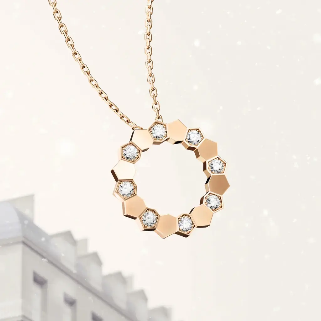 パリの街に隠された輝き、ショーメのホリデー「Catch me in PARIS」 画像 5