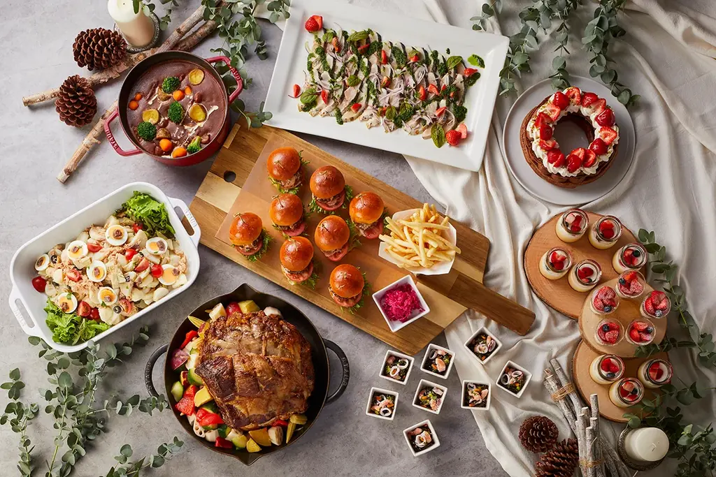 スイスホテル南海大阪の最上階で冬の国際ランチビュッフェ