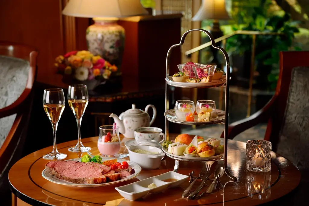 【ホテル椿山荘東京】春といえば桜とストロベリー！その魅力をまるでコース料理のように楽しめる「桜×ストロベリーアフタヌーンティー」2月6日よりスタート 画像 7