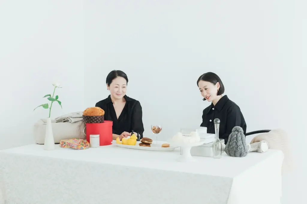 『CREA』の大人気特集「贈りものバイブル」が発売に　特別版の表紙にはついにプレデビューを果たしたROIROMが登場！ 画像 3