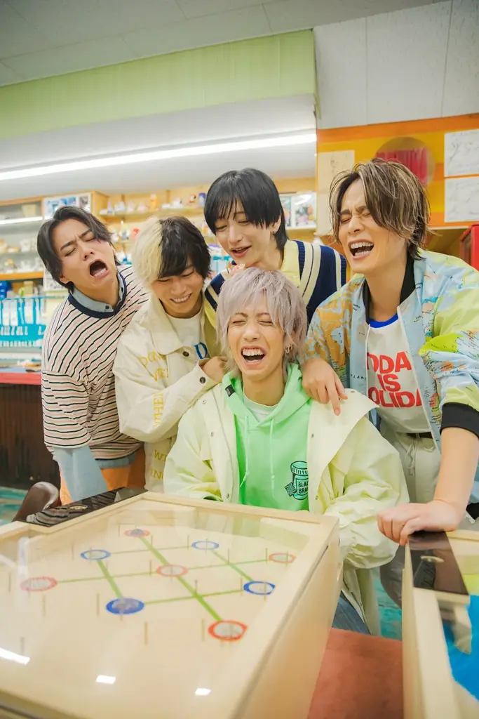 大人気YouTuberアイドル・リアルピース 2nd写真集『Piece by Piece』2026年2月12日発売決定！撮り下ろしカットを先行公開！ 画像 2