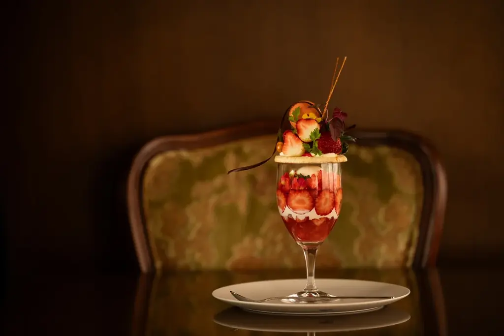 熱海の絶景にひたるホテルニューアカオの敷地内カフェ「花の妖精」に地元素材をふんだんに使った冬季限定の新作スイーツ2品が登場！ 画像 2