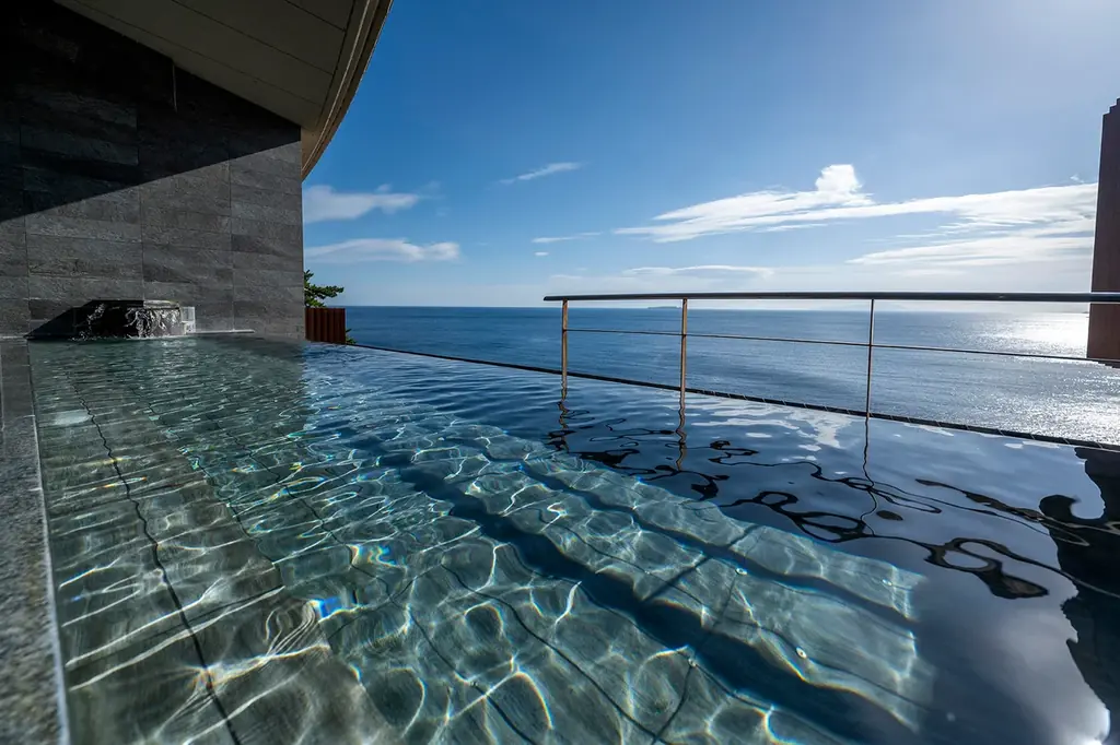 熱海の絶景にひたるホテルニューアカオの敷地内カフェ「花の妖精」に地元素材をふんだんに使った冬季限定の新作スイーツ2品が登場！ 画像 9