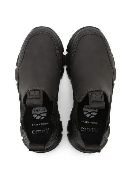 【emmi】SHAKAの名品ショートサイドゴアブーツを2色のニュアンスカラーで別注＜12月2日(火)12:00(正午)オンライン先行予約開始＞ 画像 9