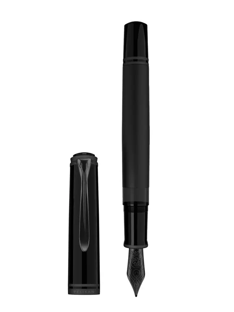 ＜2025年12月＞ドイツが誇る高級筆記具ブランド・ペリカンから万年筆「スーベレーンM809ブラックマット」がスペシャルエディションとして登場。 画像 2