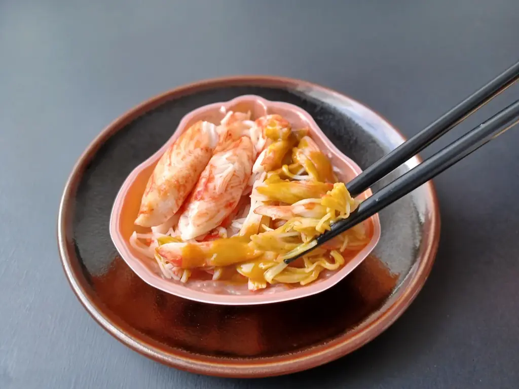 1つで3通りの食べ方が楽しめる“ほぼシリーズ”の新商品「ほぼ 浜のカニ味噌甲羅焼き風」期間限定で発売 画像 3