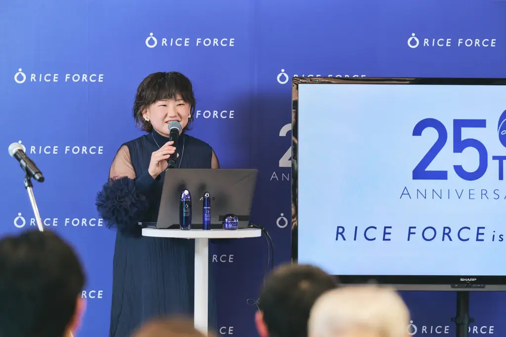 内田理央さんが１日店長に就任ライスフォース25周年記念『Thanks Rice』イベントレポート 画像 4