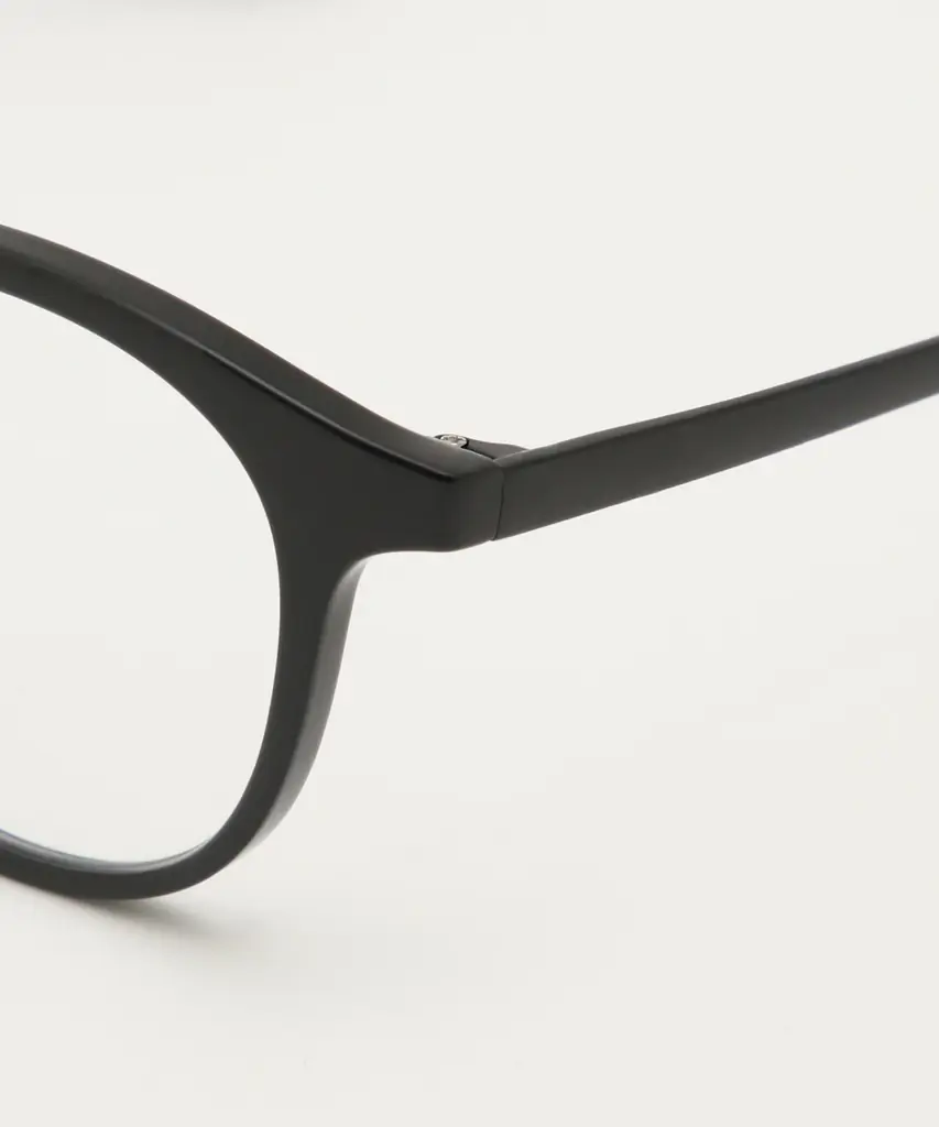 メガネブランド「Zoff」と「and ST」の人気スタッフとのコラボレーションアイウェア第2弾 画像 4