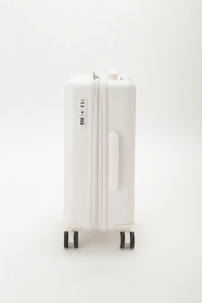 【emmi(エミ)】「Samsonite(サムソナイト)」との初コラボレーション！＜12月2日(火)オンライン先行予約開始＞ 画像 18