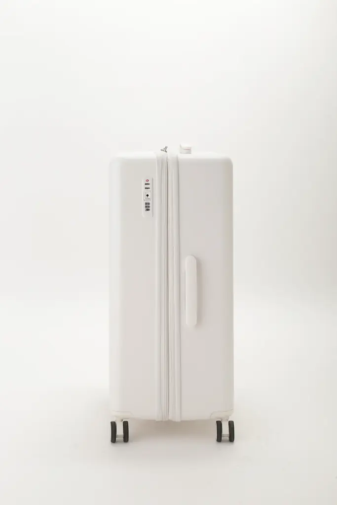 【emmi(エミ)】「Samsonite(サムソナイト)」との初コラボレーション！＜12月2日(火)オンライン先行予約開始＞ 画像 24