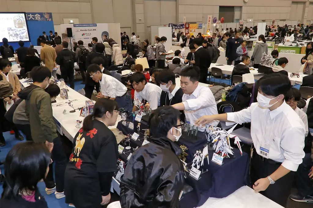 【静岡市のクリスマスイベント情報を紹介】模型やクラフト作品の購入や製作体験などができる「ホビーのまち静岡 クリスマスフェスタ2025」が12月13日(土)・14日(日)の2日間で開催 画像 11