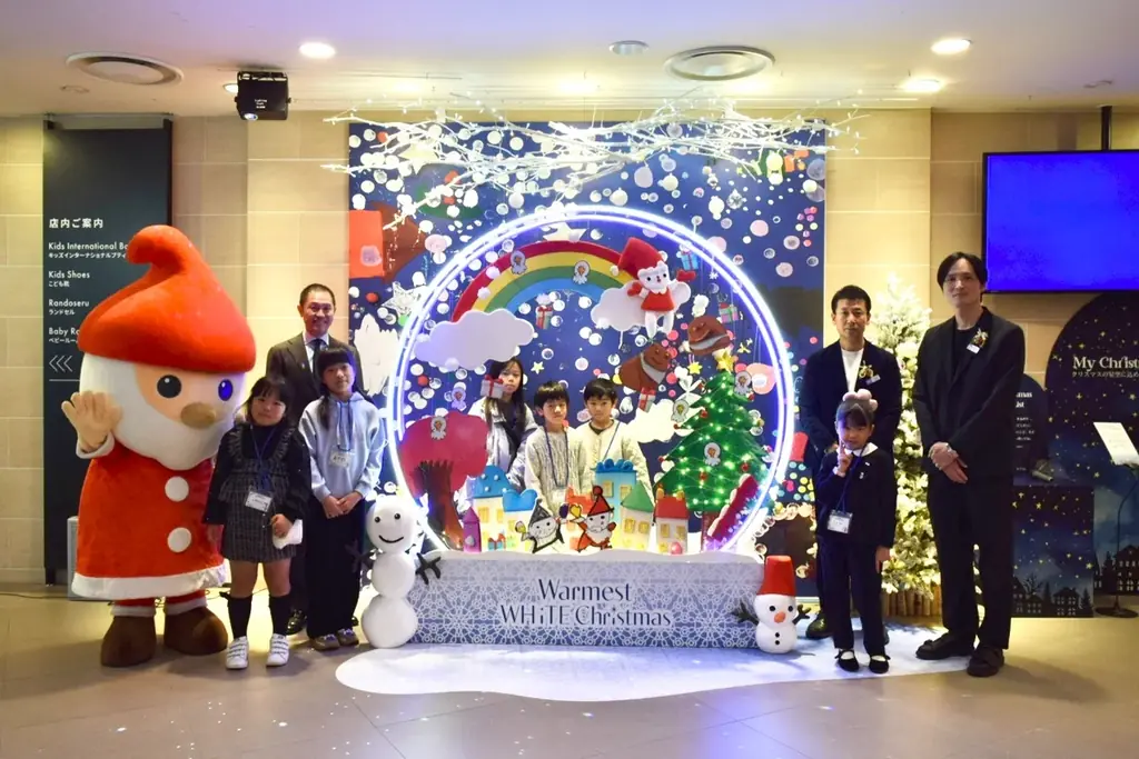 こども制作スノードーム展