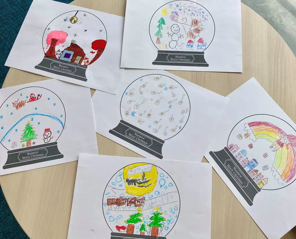 【阪急うめだ本店】クリスマスのフォトスポットをこどもたちが考案！想いの詰まった“スノードーム”の展示がスタート 画像 4