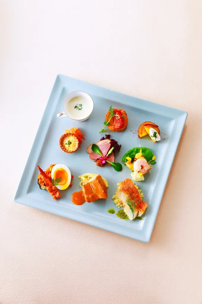 【ホテルオークラエンタープライズ】ワイン＆ダイニング デュークにて「レイトランチ＆パフェプラン」を12月2日より提供開始 画像 3