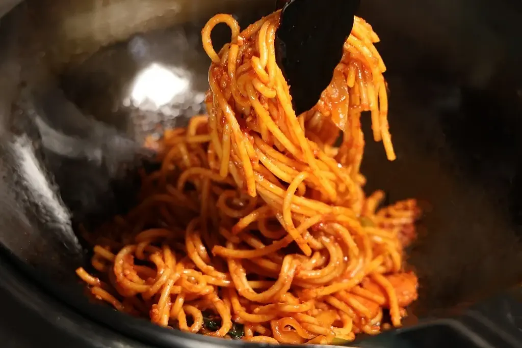 並～特盛が同一価格 ”未知の新業態”『鉄鍋焼きスパ ”ゲッティ”』が登場！ 画像 2