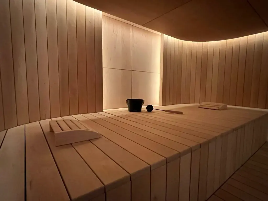 【ハイデザイン×短工期×高ROI】大浴場・施設向けの『オーダーメイドサウナ』をtotonoüが提供開始、北欧発パネル式採用でカスタム性を向上 画像 3