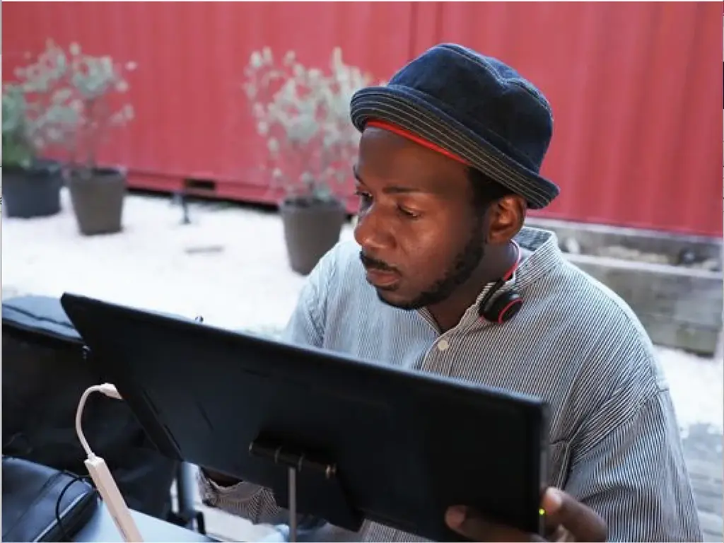 【NFT漫画プロジェクト 第８弾】漫画家・タレントとしても活躍する 星野ルネ の人気作『アフリカ少年が日本で育った結果！』、本日より出版応援NFTの販売およびIPグッズの販売を同時開催!! 画像 3