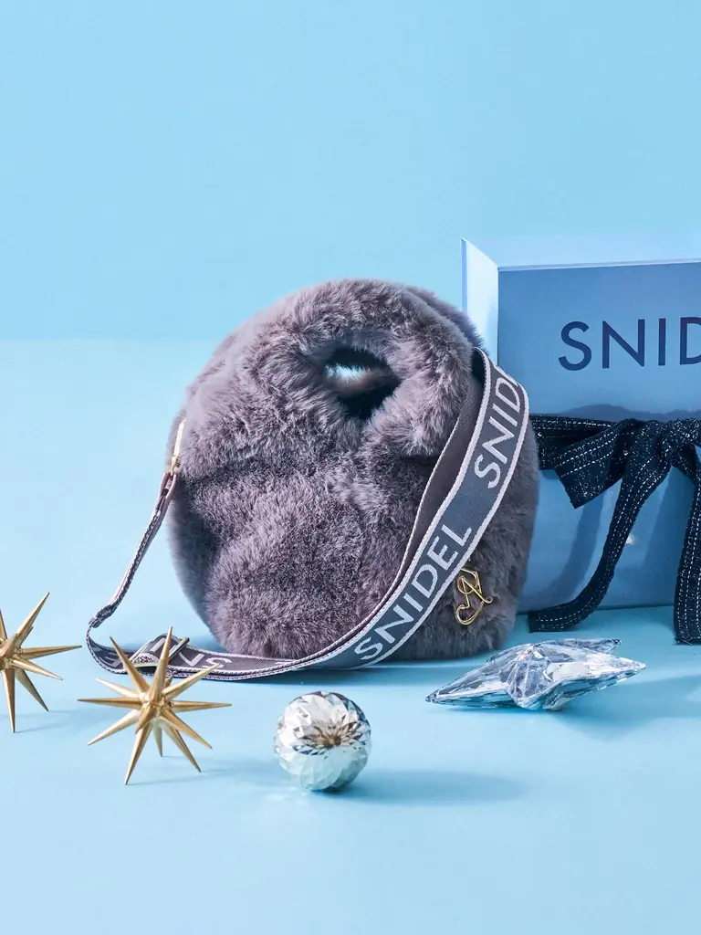 ＜SNIDEL（スナイデル）＞想いを包む、とっておきの冬ギフト「HOLIDAY GIFT SELECTION」を公開！この冬だけの限定カラー＆スペシャルボックスが登場 画像 12