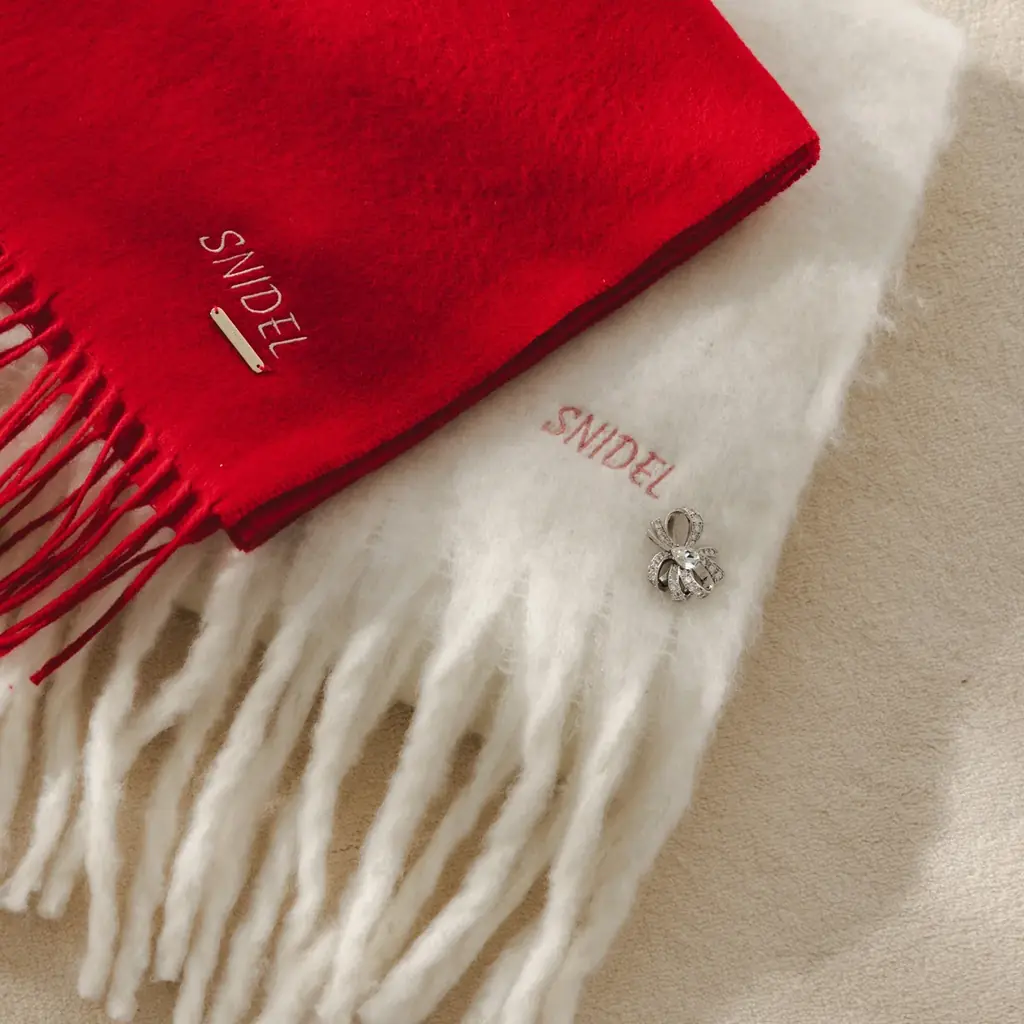 ＜SNIDEL（スナイデル）＞想いを包む、とっておきの冬ギフト「HOLIDAY GIFT SELECTION」を公開！この冬だけの限定カラー＆スペシャルボックスが登場 画像 14