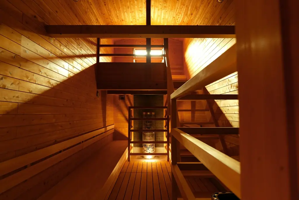 株式会社Libertyshipの「ONE SAUNA」、 日本最大級の商業リゾート「VISON」のサウナを全面リニューアル。 マルニ木工と協業し、「シアターサウナ」と「ロフトサウナ」2つの新空間が誕生 画像 4