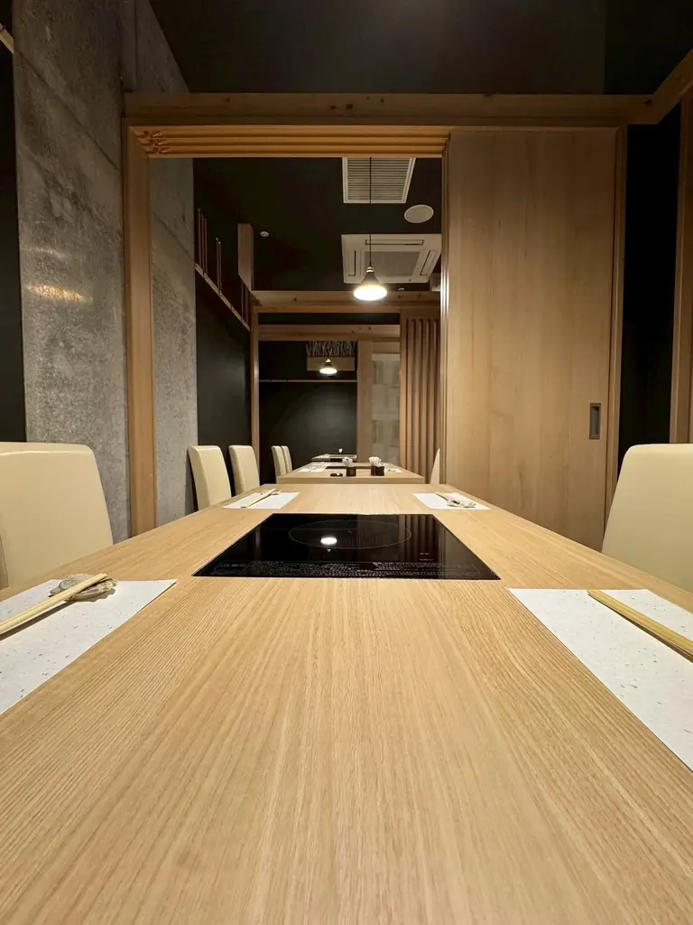 【新店舗オープン】国産とらふぐを味わう「すき焼き・しゃぶしゃぶ・ふぐ専門店 伊佐」 12月3日（水）17時 成田駅前・スカイタウン成田B1に開業！ オープン記念 「12月25日まで会計15％OFF」 画像 3