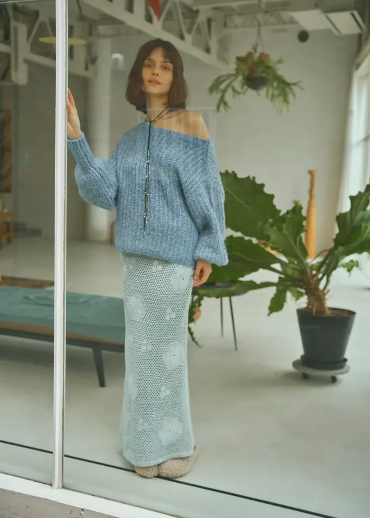 「Ungrid(アングリッド)」この冬に着たい新作アイテムが完成。煌めくアイテムを大人カジュアルに着こなす全13LOOKを公開 画像 2