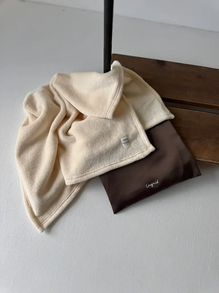 「Ungrid(アングリッド)」この冬に着たい新作アイテムが完成。煌めくアイテムを大人カジュアルに着こなす全13LOOKを公開 画像 6