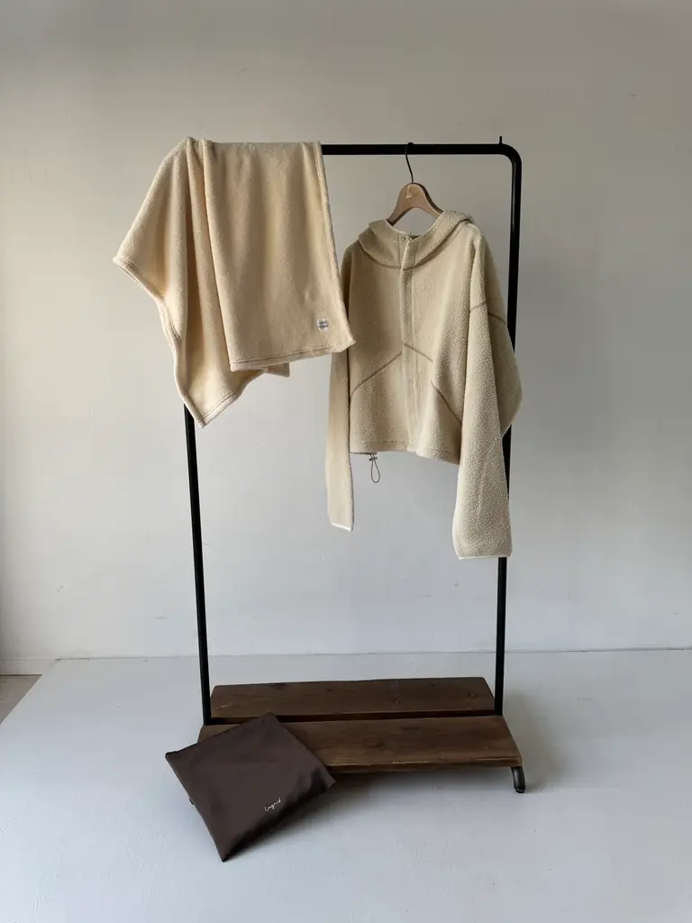 「Ungrid(アングリッド)」この冬に着たい新作アイテムが完成。煌めくアイテムを大人カジュアルに着こなす全13LOOKを公開 画像 8