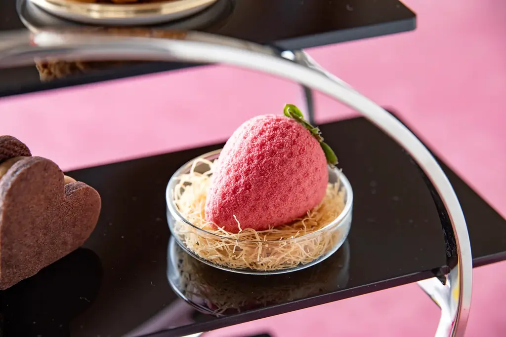 【ホテルメトロポリタン エドモント】ダイニング・カフェ「ベルテンポ」 アフタヌーンティーセット 画像 2