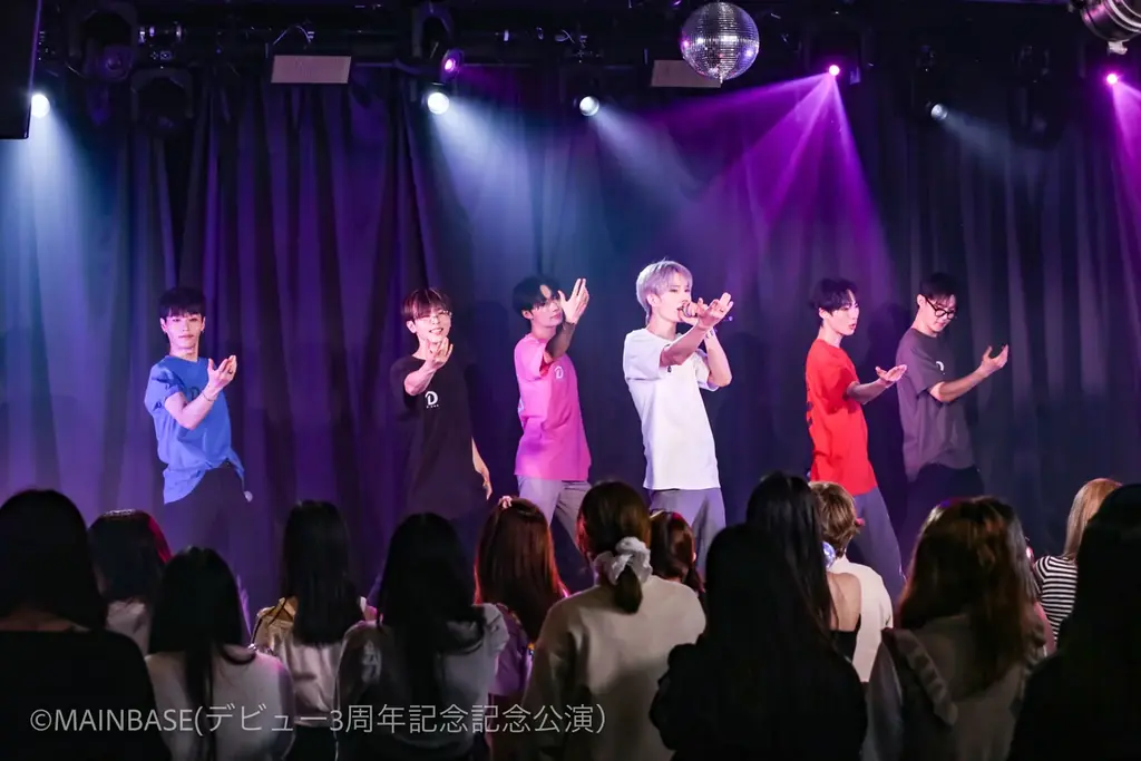 韓国グループ：D-ONE クリスマス＆年末年始も一緒に過ごそう！12月24日はどなたも無料のフリーライブ開催！ 画像 2