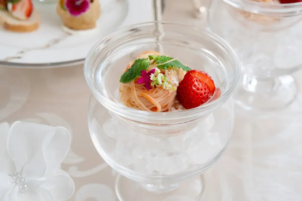 【ウェスティンホテル大阪】ストロベリープリンセスアフタヌーンティー 画像 5