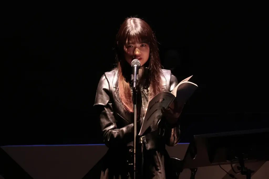 朗読×生演奏×舞踊で作品の世界を立体的に描く。「メタファー：リファンタジオ リーディングライブステージ」開催報告 画像 7