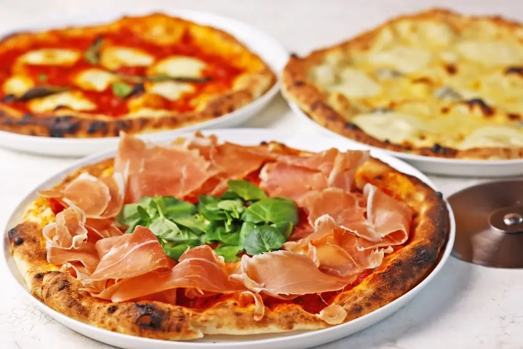 11/20に新オープンした【チーズミート】本格窯焼きナポリピッツァ“全8種”が食べ放題！ 画像 1