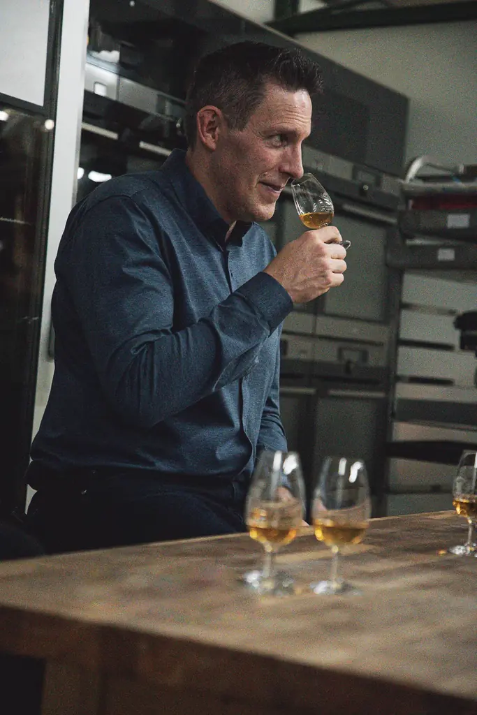 リカーマウンテン35周年記念 ミズナラ樽由来の和の香りを併せ持つ限定ロッホローモンドをリリースいたします 画像 3