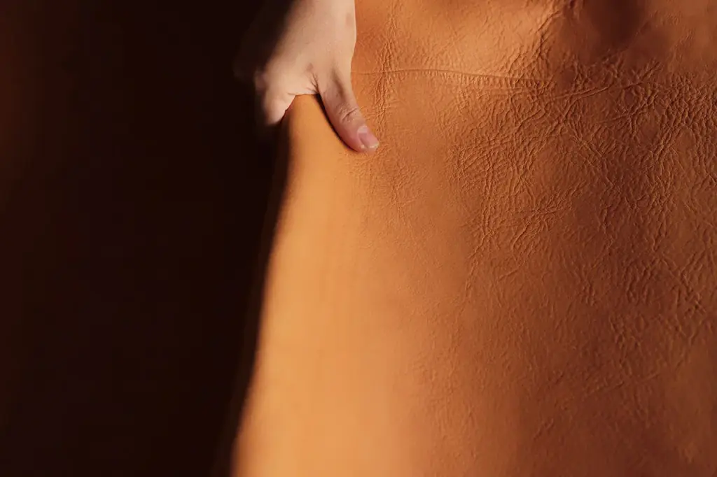 まだ間に合う【オーダーメイドのクリスマスギフト】カラーが選べる本革ミニ財布「小さいふ」が、12月8日まで受付中。 画像 13