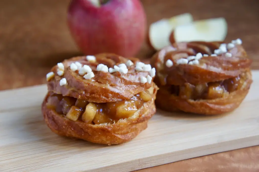 本日OPEN!【ニュウマン高輪】第5次ドーナツブームを牽引するフレンチクルーラー専門店”Freckle donuts”が期間限定ポップアップストアをオープン！ 画像 7