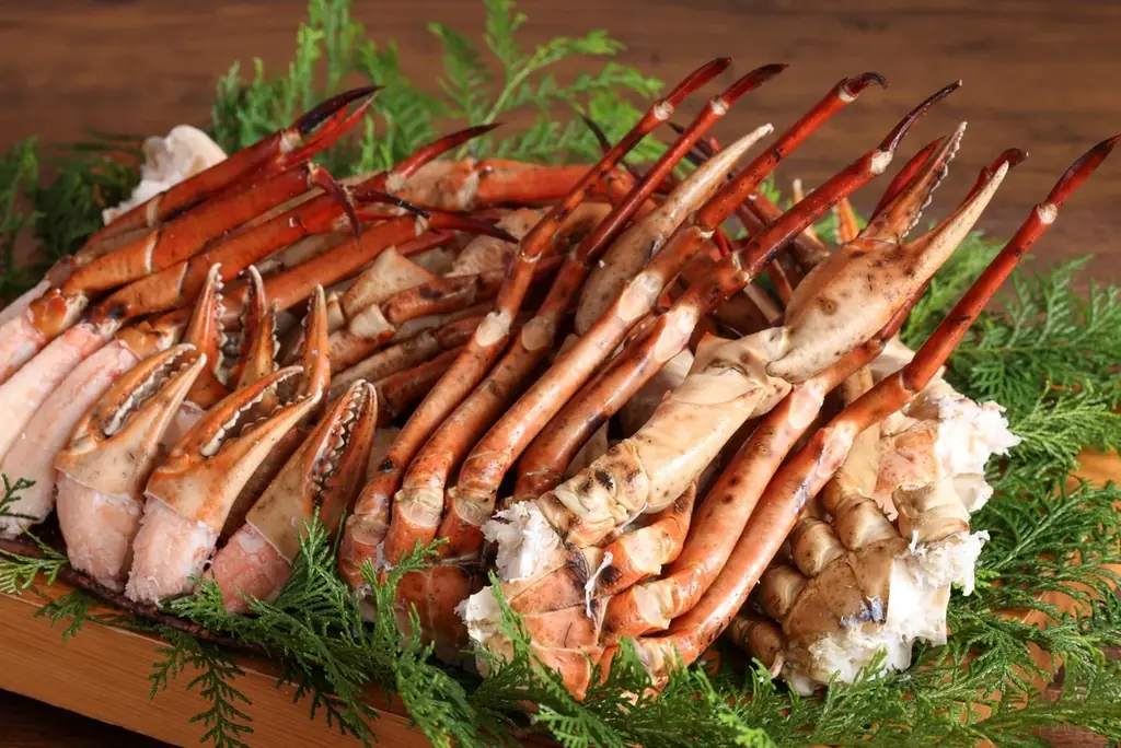 【都シティ 大阪天王寺】好評開催中の「本ズワイ蟹・マルズワイガニ＆ローストビーフ2種食べ比べ」に新メニューが登場 画像 3