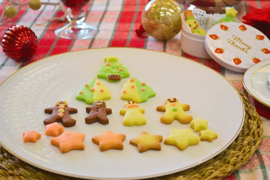 【横須賀・ソレイユの丘】冬限定の体験型クリスマスイベント『きらめく丘のぬくもりクリスマス』を開催！リース作りやトナカイに変身した動物たちとのふれあい、クリスマスフードも期間限定で登場。 画像 10